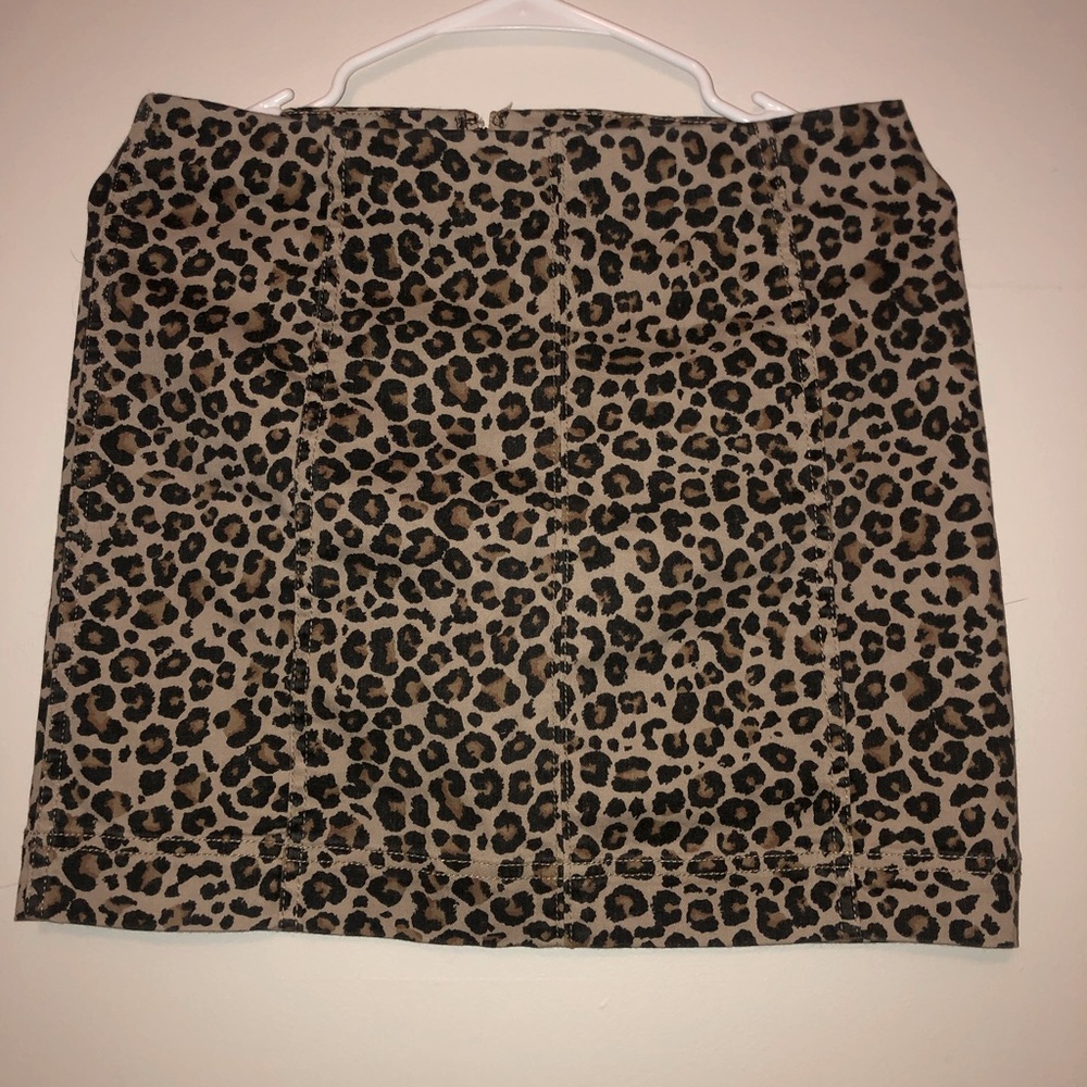 Fitted Cheetah Skirt